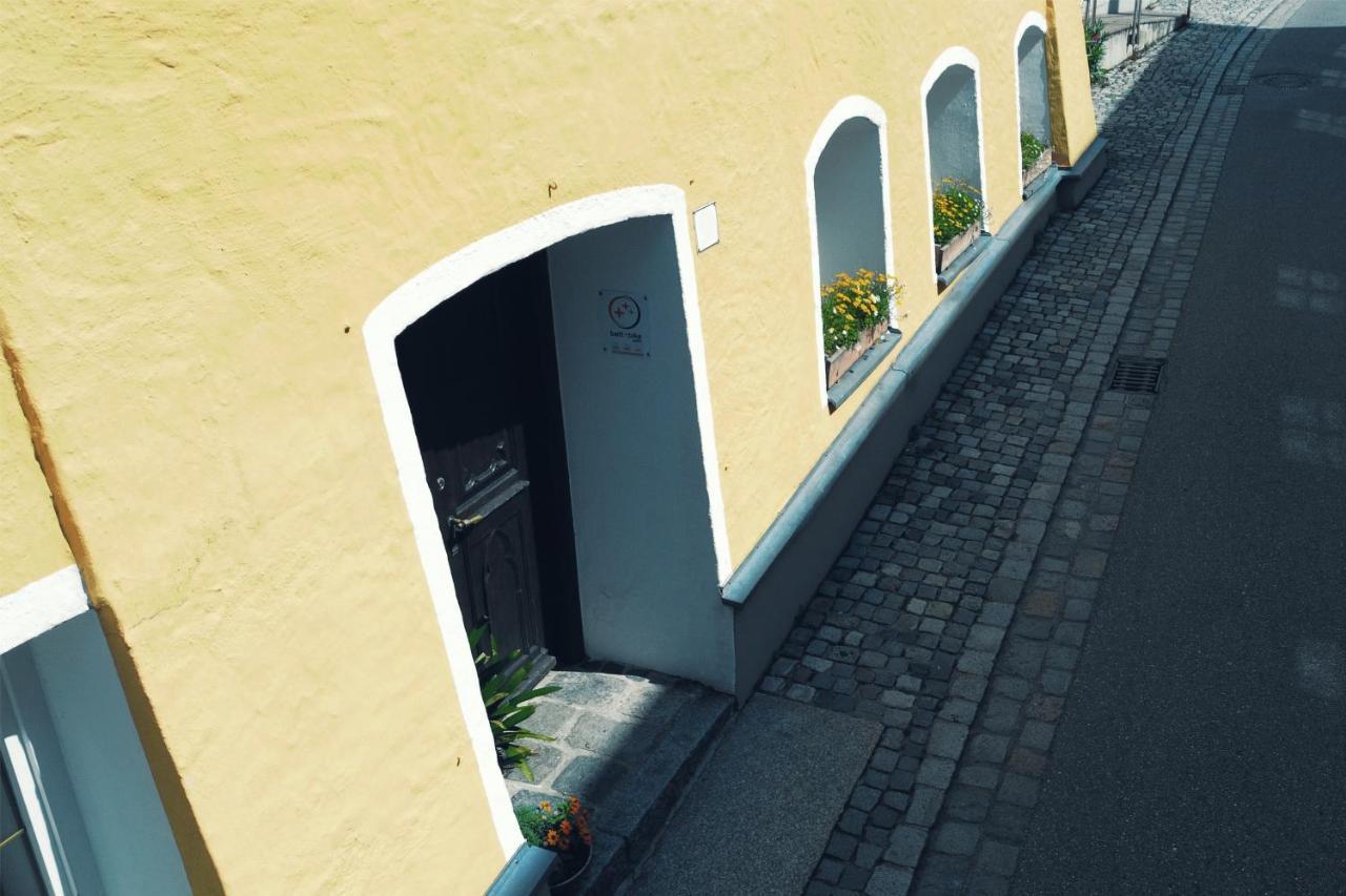 Helles Apartment Fuer 1-2 Pers. Mit Parkplatz Und Wifi Kraiburg am Inn Exterior foto
